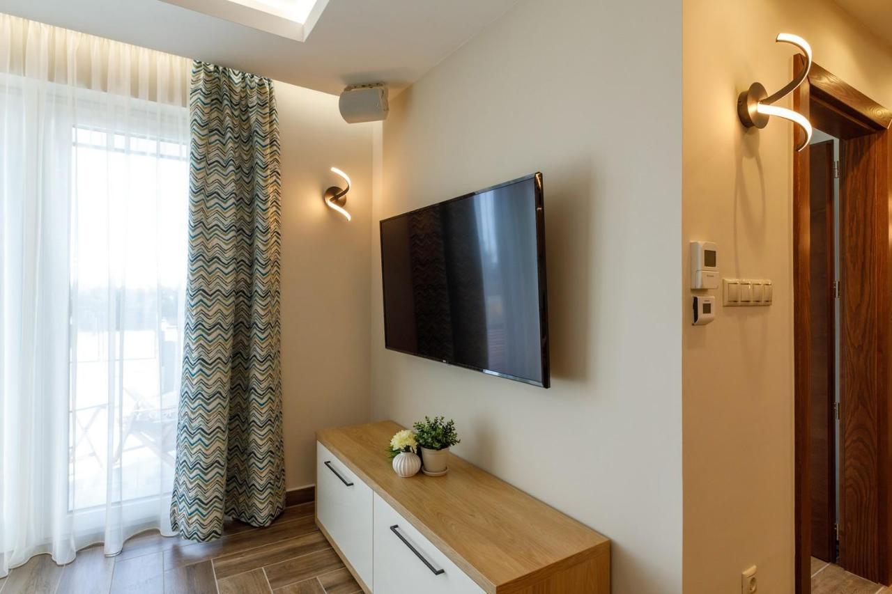 Royal Cafe Apartment